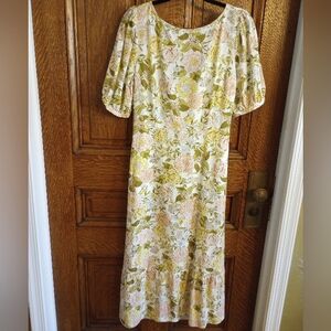 Who What Wear Dress Size Small Floral
